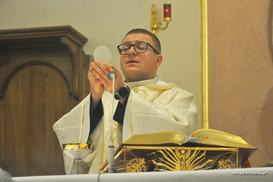 69 Liturgia eucharystyczna.jpg